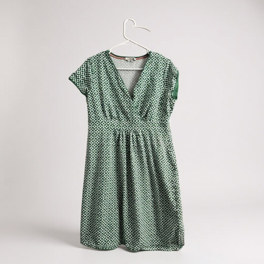 Boden Green & White Geometric Print Wrap Dress With Cap Sleeves And Elastic Wais